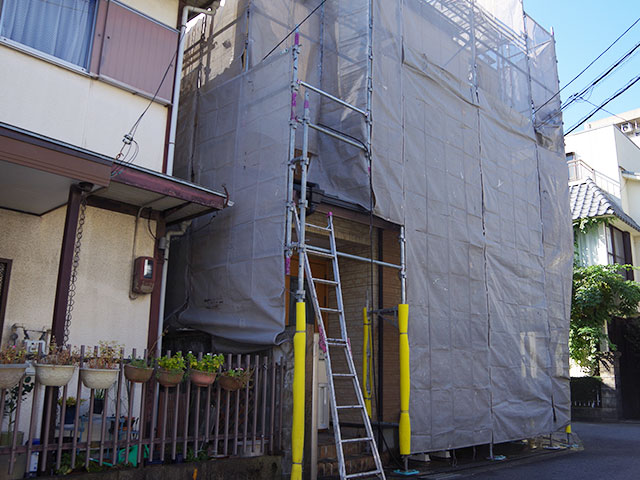 京都市山科区　S様邸外壁塗装工事と屋根塗装工事②（高圧洗浄編）