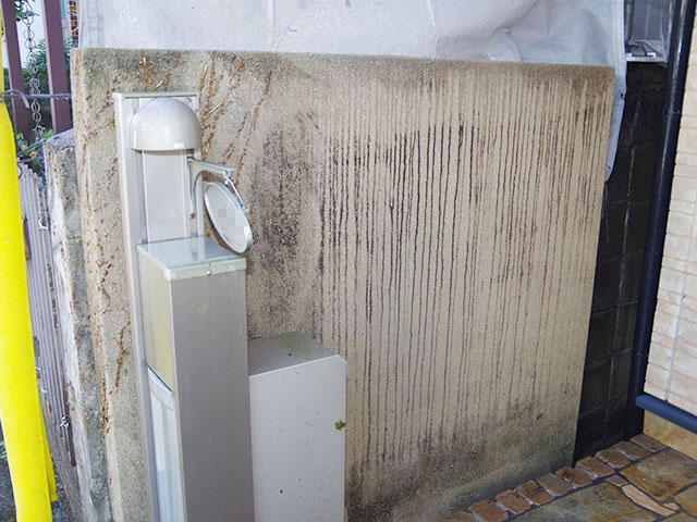 京都市山科区　S様邸外壁塗装工事　⑯（雨垂れ防止、笠木取り付け編）