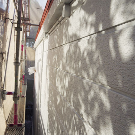大阪府枚方市　店舗の外壁塗装工事　⑥（サイディング壁下塗り塗装概要編）