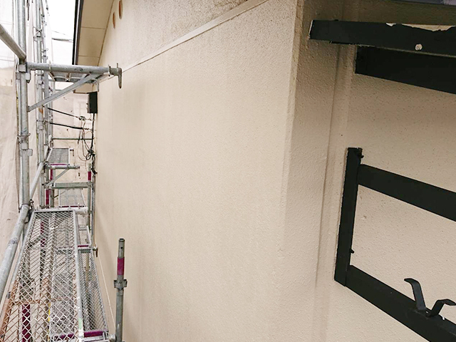 京都市西京区の外壁塗装工事　⑧（外壁上塗り塗装）
