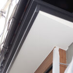 京都市左京区にて下屋根の軒天塗装〈中古戸建住宅の塗装工事〉