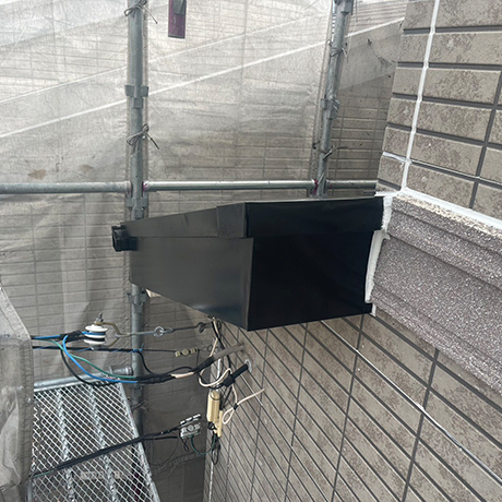 京都市山科区　⑥　Y様　屋根塗装工事（破風、鼻隠し、棟板金、塗装編）