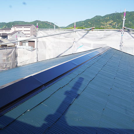 京都市山科区　⑤　Y様　屋根塗装工事（上塗り塗装編）