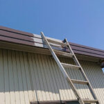 滋賀県守山市にて屋根枠塗装〈倉庫の折板屋根塗装〉