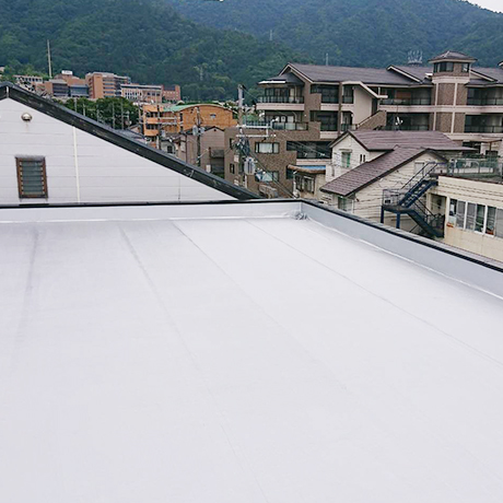 京都市山科区にてRC3階建、会社社屋、屋上陸屋根塗装