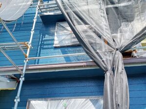 滋賀県大津市にてA様邸外壁塗装〈マウンテンブルーとレモン色のツートンカラー〉 施工後