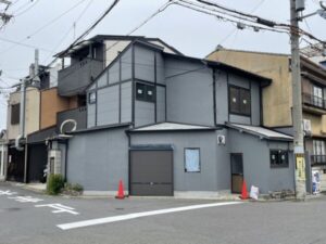 京都市右京区での店舗外壁塗装現場にて完成写真